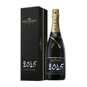 MOET & CHANDON Champagne...